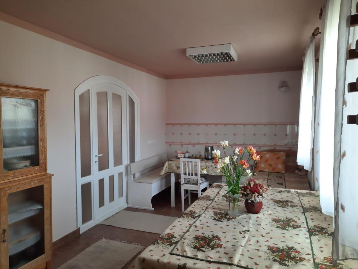 Antal Apartmans Lunca De Sus Kulcsoshaz Gyimesfelsolok エクステリア 写真